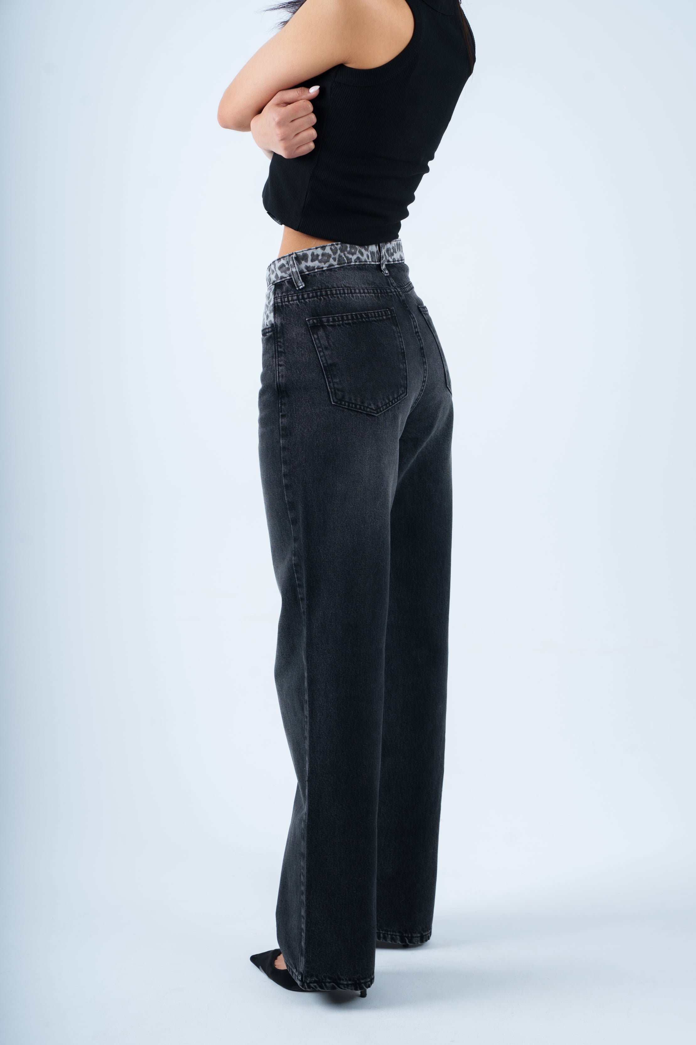 High-Waist Leopard Dark Grey Straight Leg Jeans